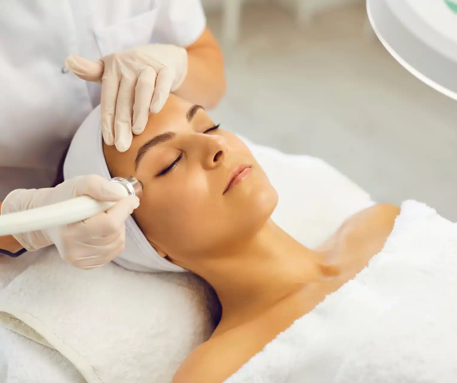 Perfect your Valentine's Day! 3 Treatments to look your best.